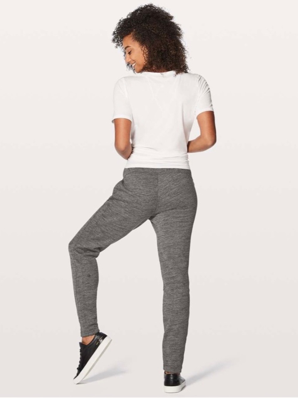 Lululemon | Free To Roam Jogger‎ | Size 8 | Excellent condition!! - Picture 3 of 9